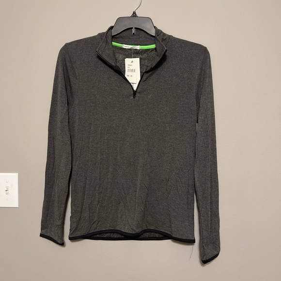 NWT Threads for Thought Athletic Half Zip Pullover - Picture 1 of 2